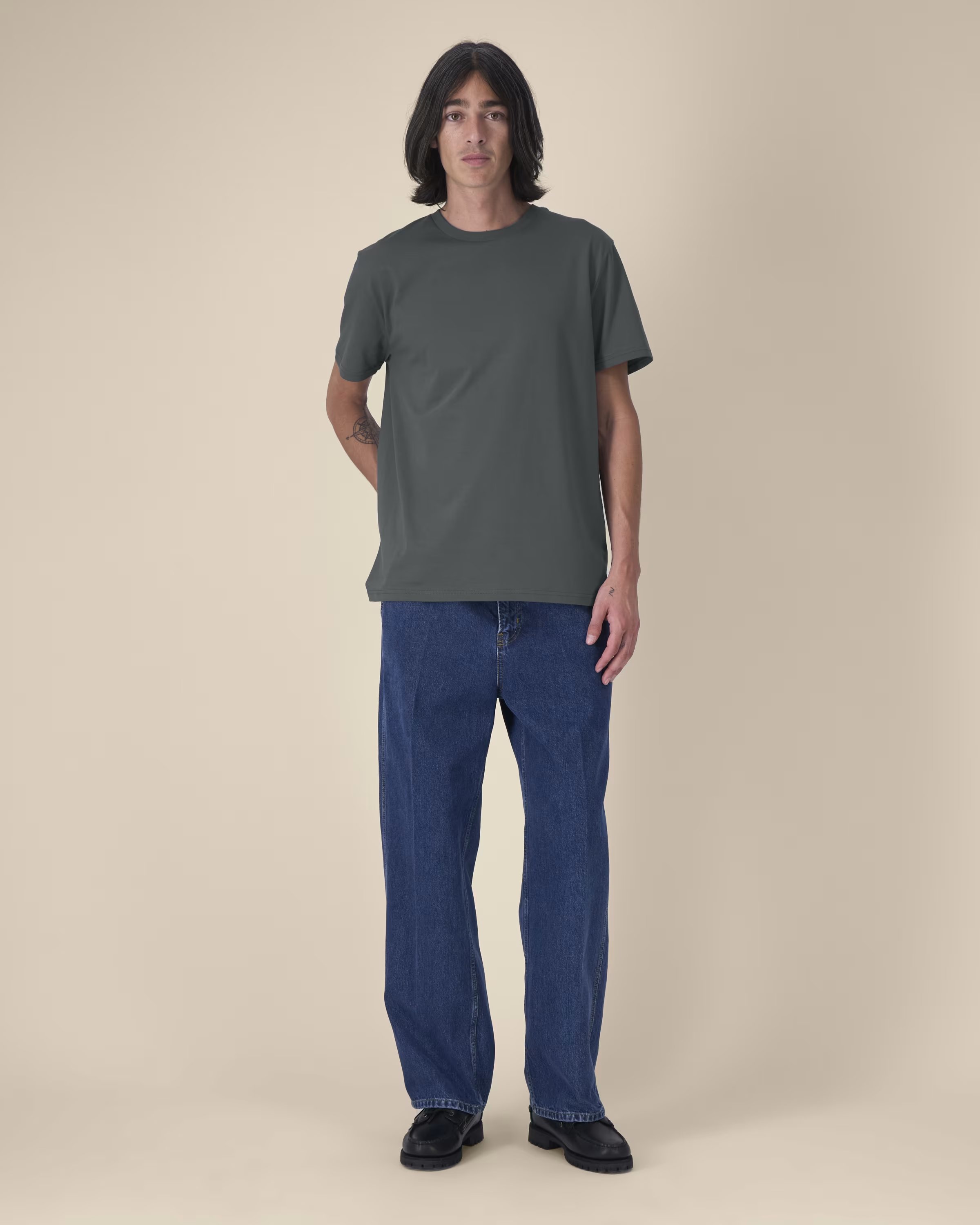 SFM0_STTU758_C253.avif